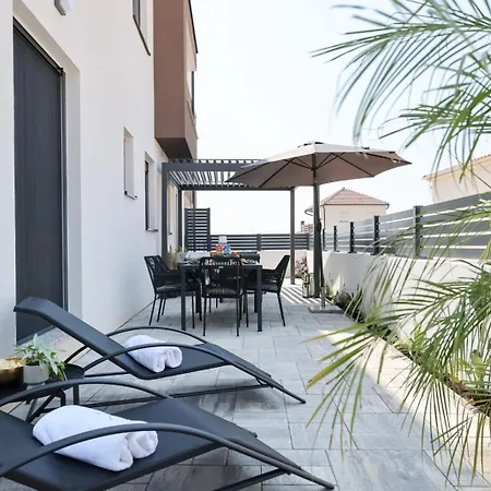 아파트 Belvedere - Garden And Jacuzzi *