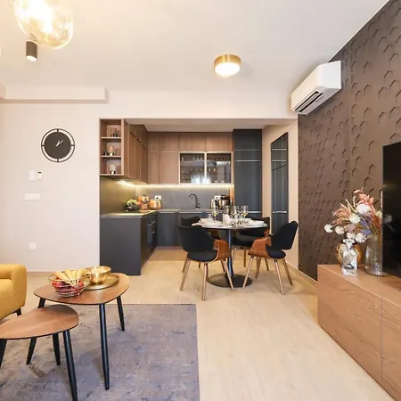 Belvedere - Garden And Jacuzzi Apartament *