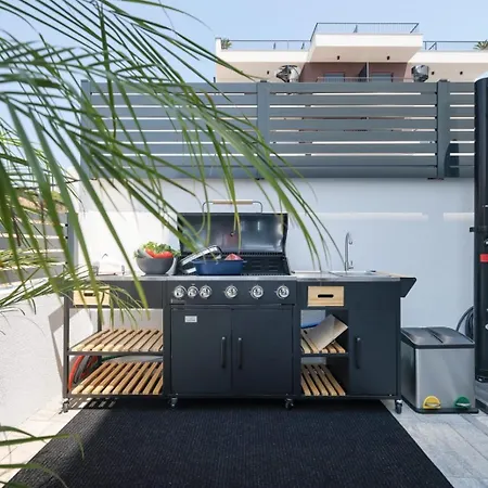 Belvedere - Garden And Jacuzzi Zadar