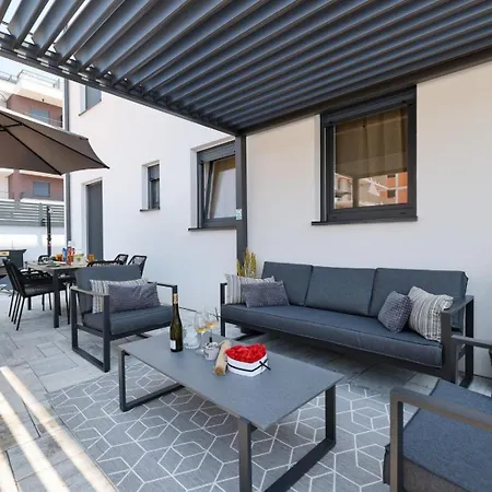 Belvedere - Garden And Jacuzzi Apartament Zadar