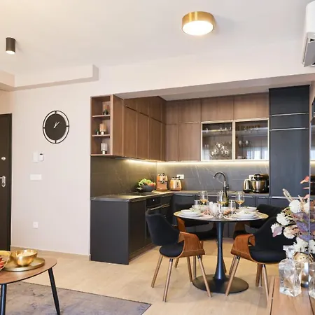 Belvedere - Garden And Jacuzzi Apartament *