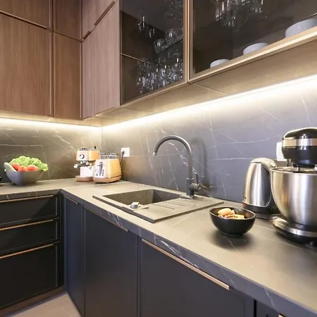 Belvedere - Garden And Jacuzzi Zadar